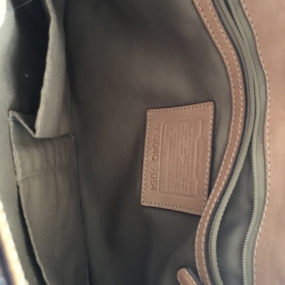 Vintage Coach Tote - Picture 3 of 4